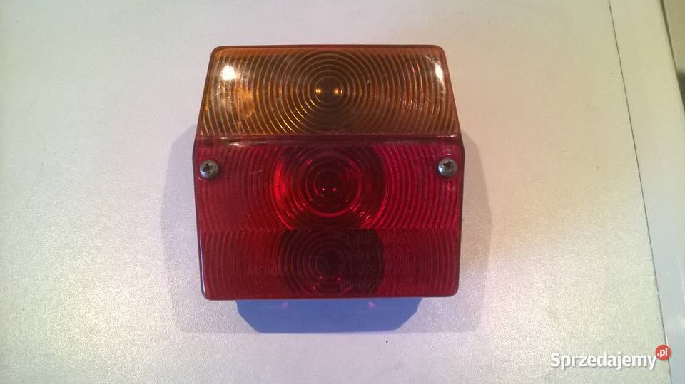 Lampa zespolona tylna uniwersalna 3 funkcje osobowe Lampy tylne Węgrów