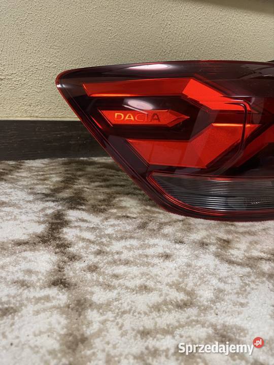 Lampa tylna lewa Dacia Sandero III osobowe Lwówek Śląski sprzedam