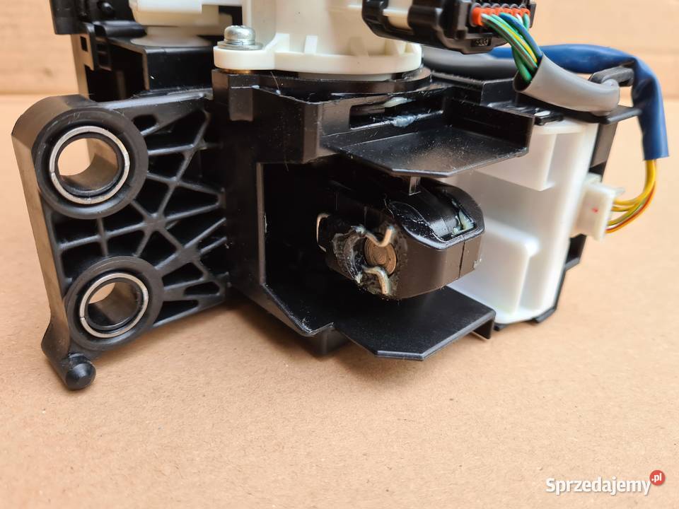 Toyota Auris II E18 wybierak drążek zmiany dolnośląskie