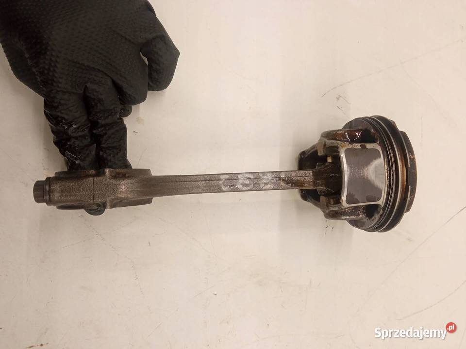 TŁOK KORBOWÓD 7124A 12 TSI Skoda Rapid I sprzedam