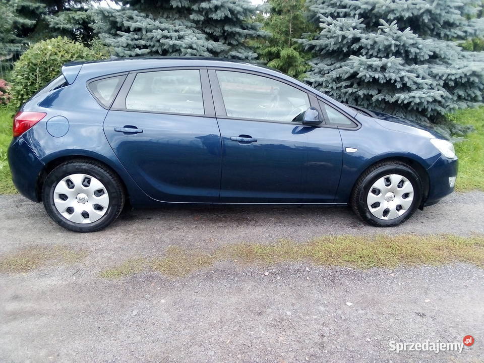 Spraedam Opla Astrę 17 cdti 110 296000km Goszczanów