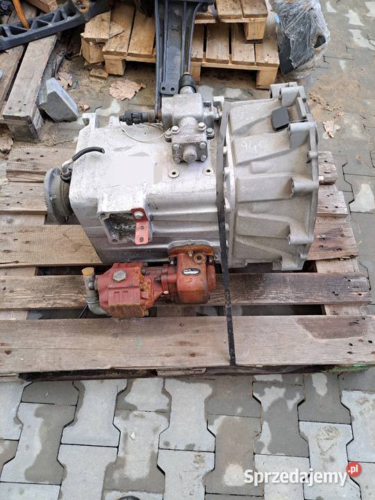 Skrzynia biegów IVECO 8869483 Układ napędowy Staszów