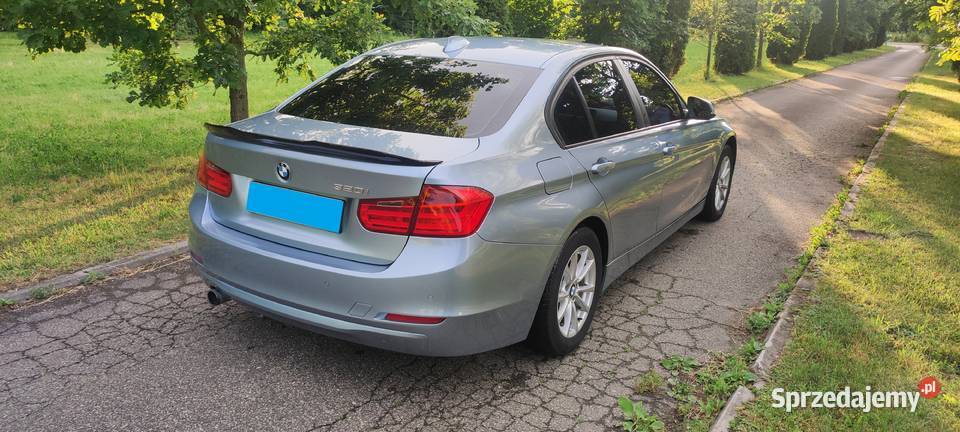 BMW F30 320i 2012 20 Benzyna Liquidblue hak Lublin