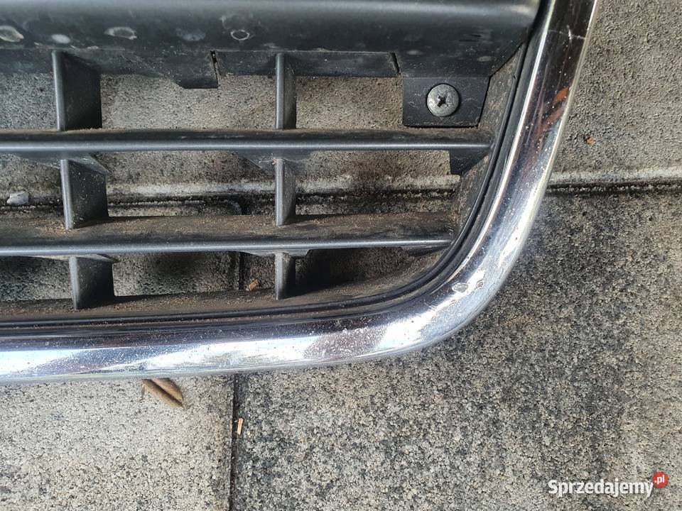 Audi A4 B7 grill chrom emblemat Zderzaki wielkopolskie Jarocin sprzedam