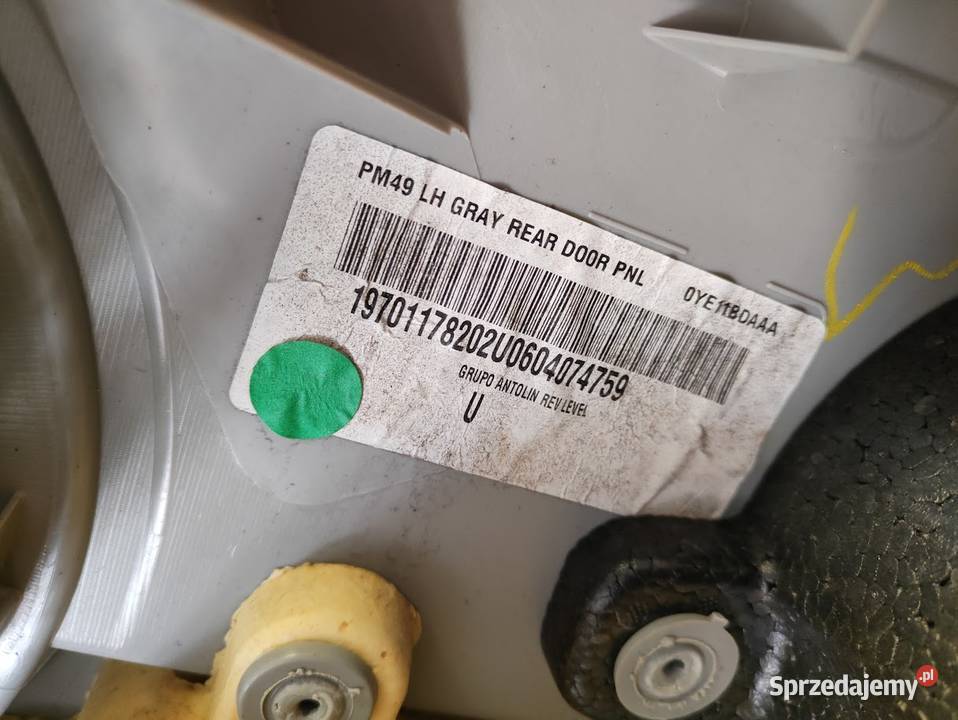 Boczek Tapicerka Drzwi Lewy Tył Dodge Caliber osobowe