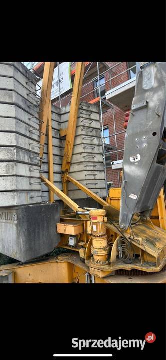 Żuraw budowlany potain HD 40 Rok produkcji 2004 Pozostałe Opole