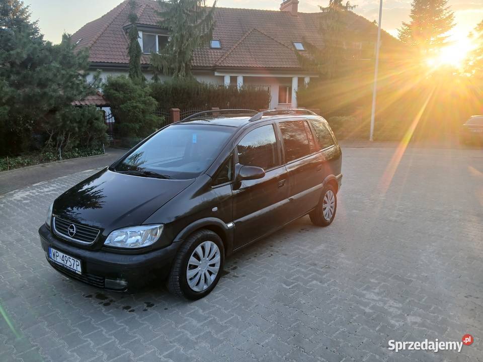 Opel Zafira z Hakiem i długimi opłatami 2002r 20 Płock sprzedam