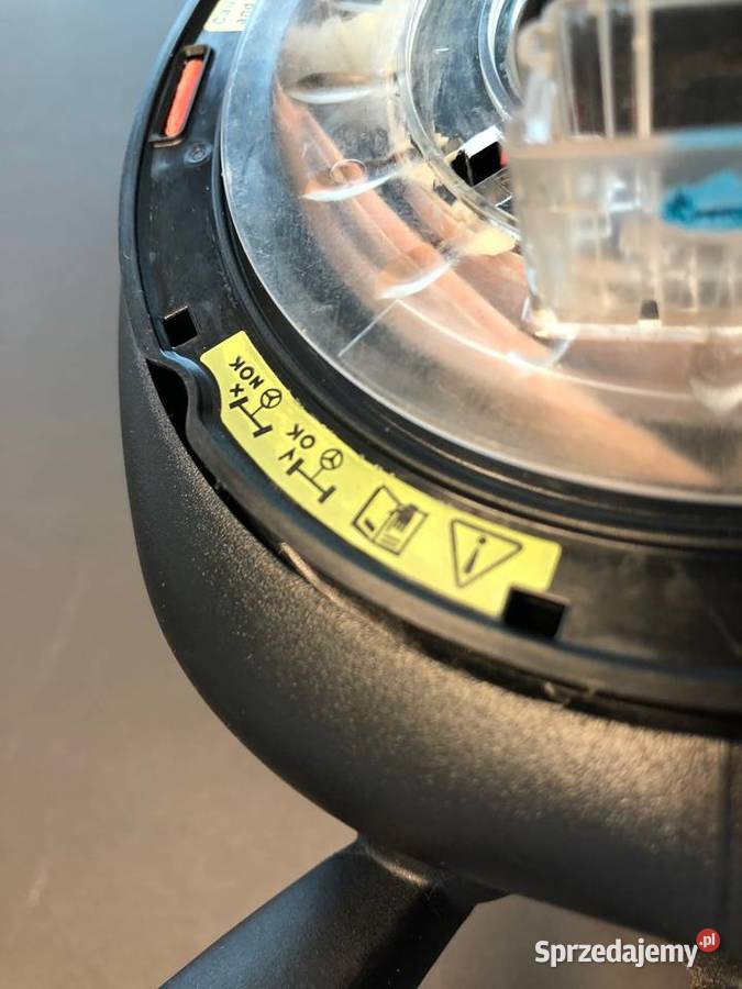 Aston Martin DB11 MY531 3N064AB konsola Wyposażenie wnętrza Katowice