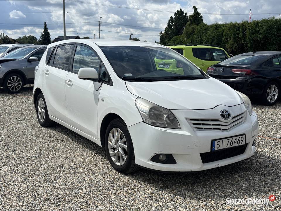 Toyota Verso 7 osobowa 2012r Paniówki