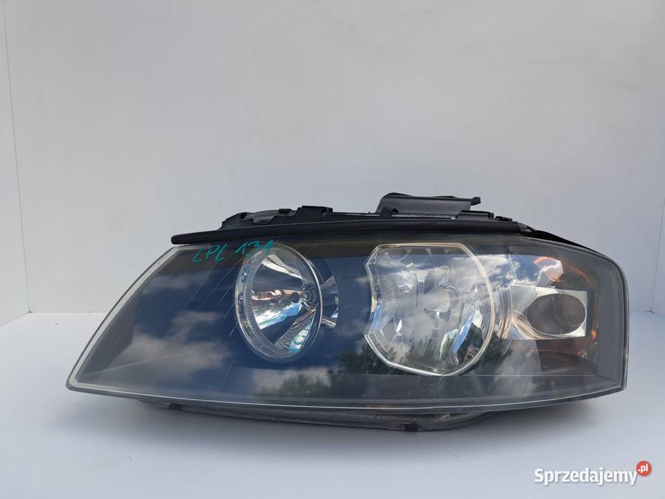 AUDI A3 8P LAMPA PRZÓD PRZEDNIA LEWA EUROPA Słowikowo