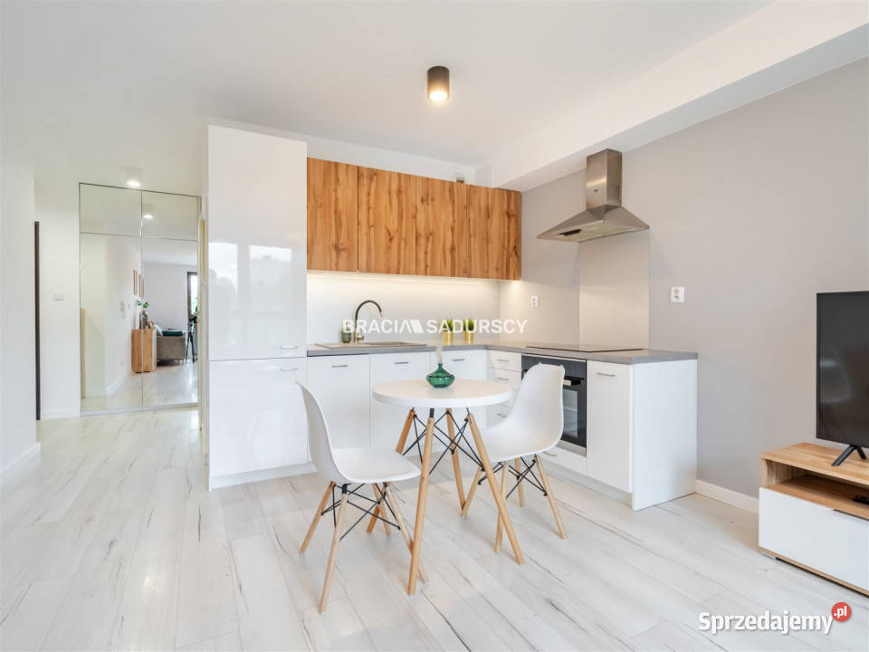 sprzedaży mieszkania Kraków 3328m2 17397zł/m2