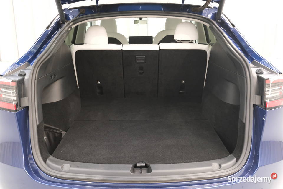 TESLA MODEL Y 2022 EE 514 Warszawa