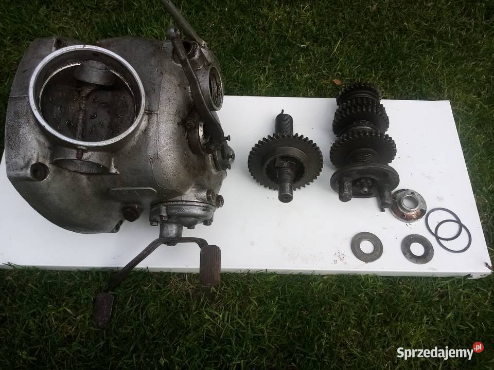 Skrzynia k750 dniepr Ural jajo nie m72 części śląskie Kalety sprzedam