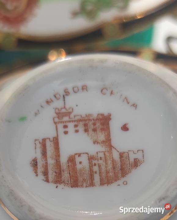 WINDSOR IMARI urocza angielka
sygnatura wskazuje łódzkie Pabianice