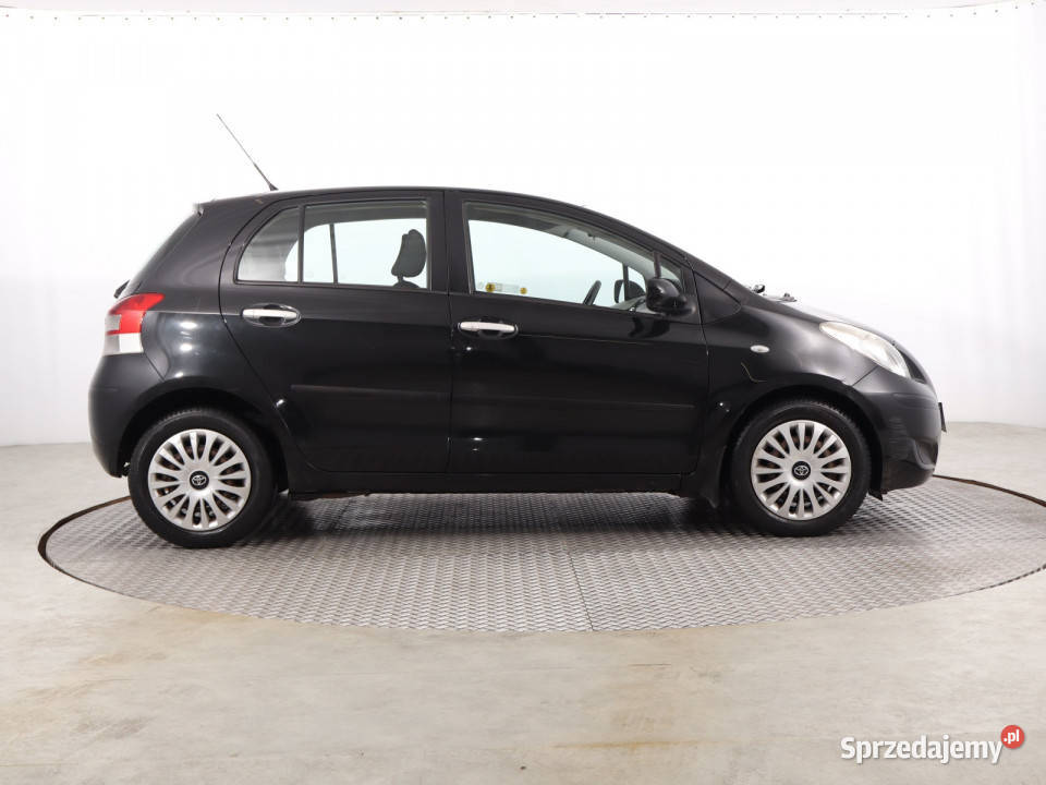 Toyota Yaris 133 Dual VVTi Katowice sprzedam