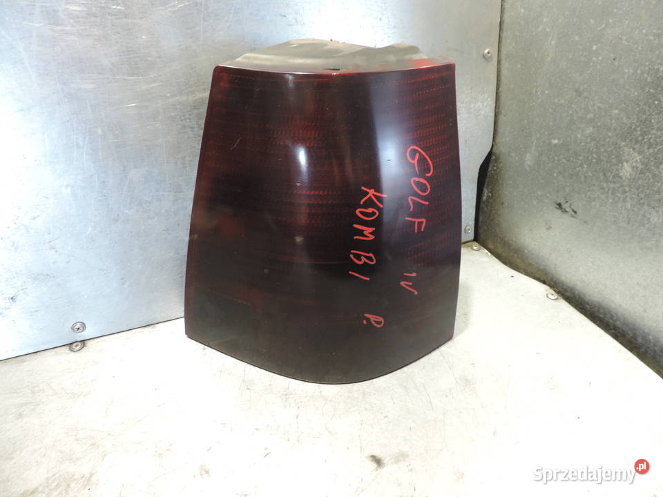 VW GOLF 4 KOMBI LAMPA PRAWY TYŁ sprzedam