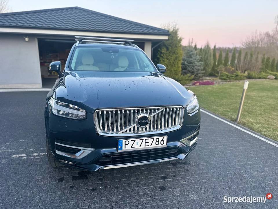 Volvo XC90 T6 AWD 320 2021 7osobowy ACC Kamera Kamionki