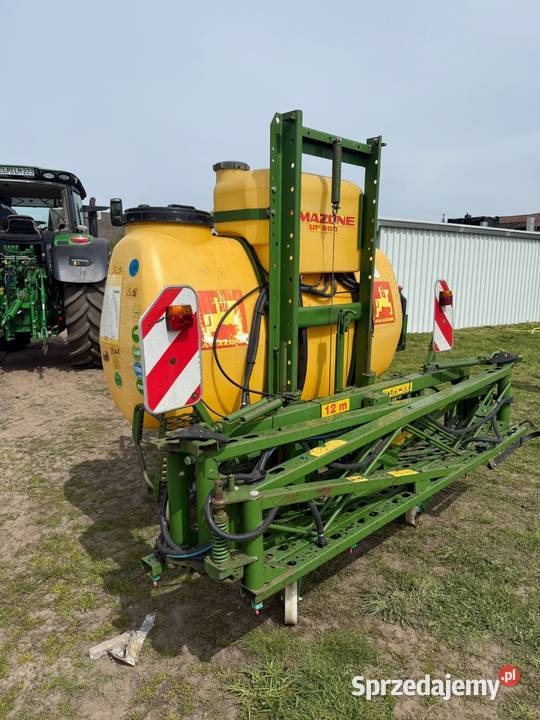 Opryskiwacz zawieszany Amazone UF800 import Maków