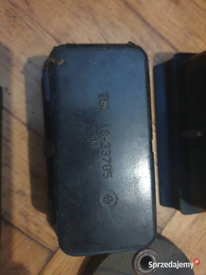 Popielniczki samochodowe Wartburg Warszawa sprzedam