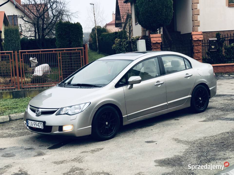 Honda Civic VIII 18 iVTEC 140 LPG AUTOMATIC Przeworsk