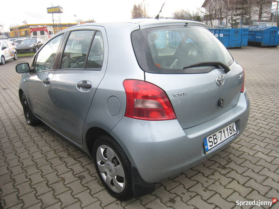 Toyota Yaris II Luna 13 USZKODZONY szary śląskie Bielsko-Biała