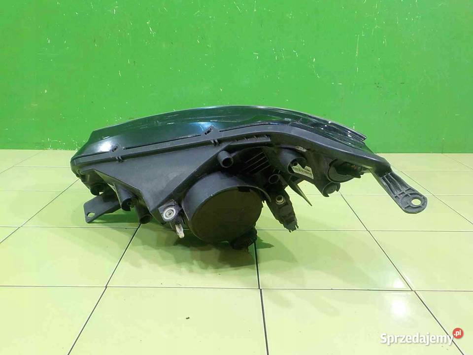 FORD ECOSPORT II 15 TDCI 15r lampa prawa przod Suków