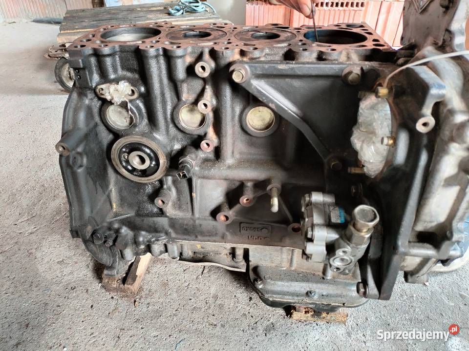 Dół silnika YD22 22 DI X trail T30 Primera Blok silnika