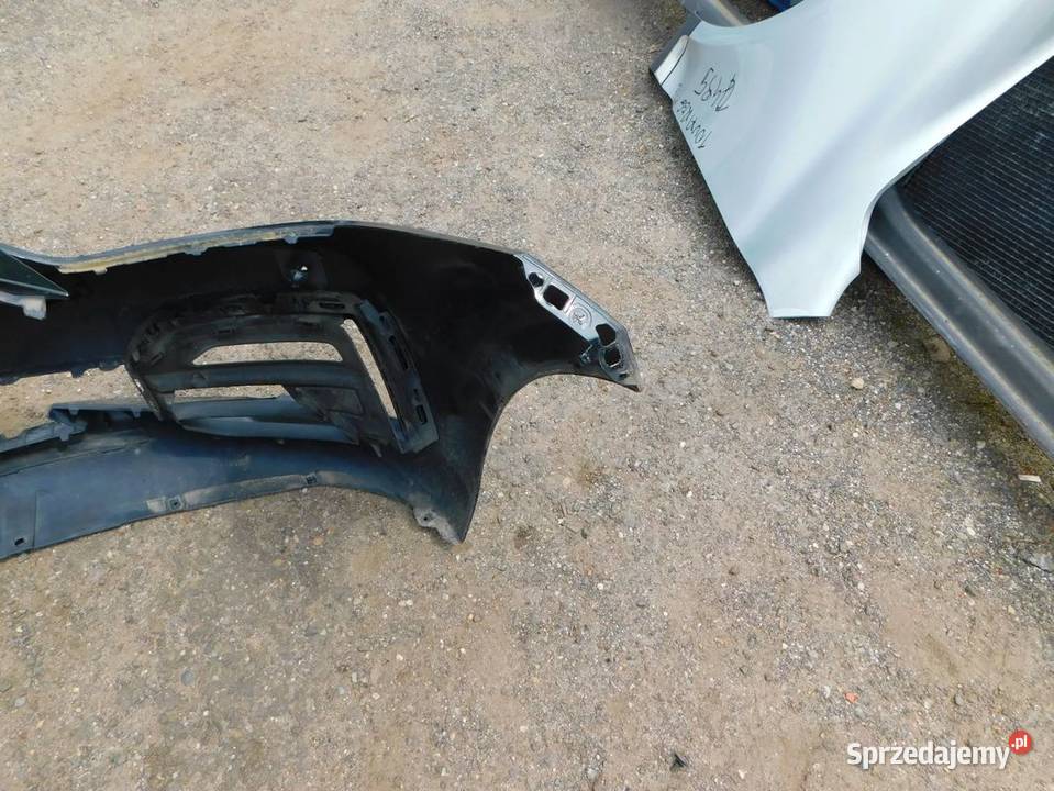 BMW 1 F40 zderzak kolor 1924 A40203 WYSYŁKA