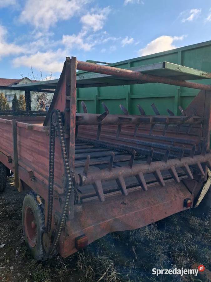 Sprzedam rozrzutnik dwuosiowy nieuszkodzony Nowa Wieś