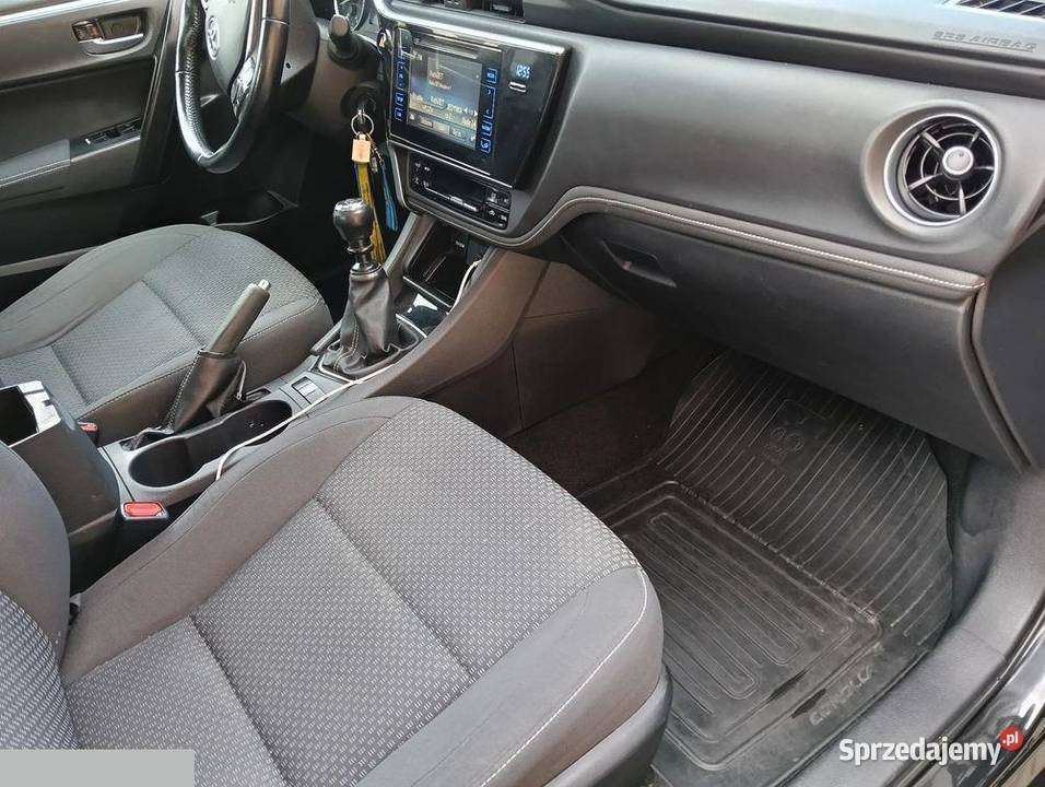 Toyota Corolla 16 Active benz LPG 132 2018r benzyna+LPG Warszawa