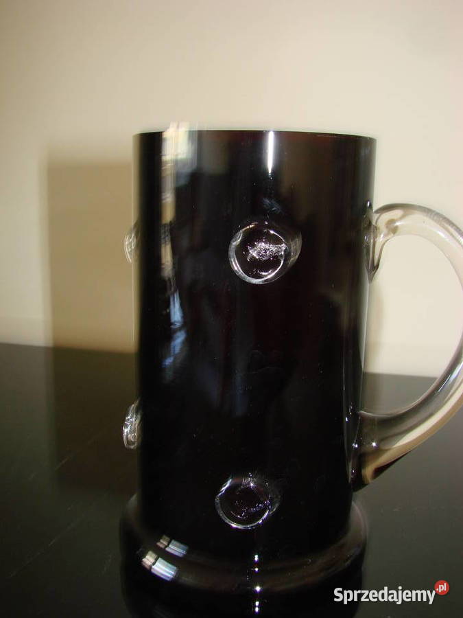 czerwone szkło kufel