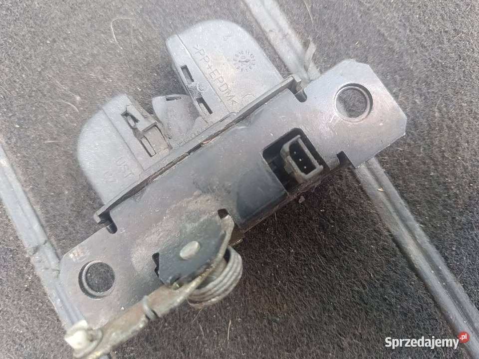 Zamek Klapy Tył Kombi Passat B5 p3 Myszków sprzedam