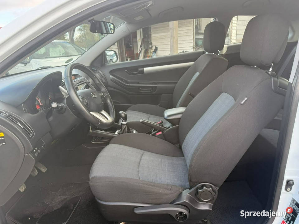 Kia Pro Ceed gniazdo AUX