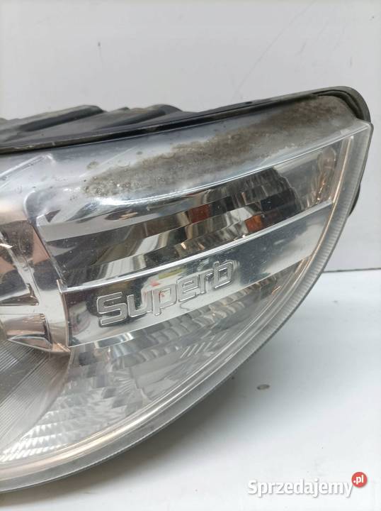 LAMPA PRZÓD LEWA EUROPA 3T1941015D Skoda Superb Rok produkcji 2012