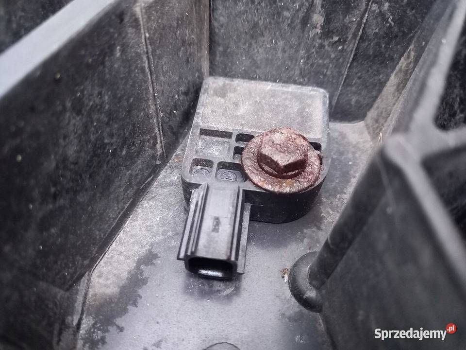 HYUNDAI ix35 I 11r pas przedni wzmocnienie Kielce