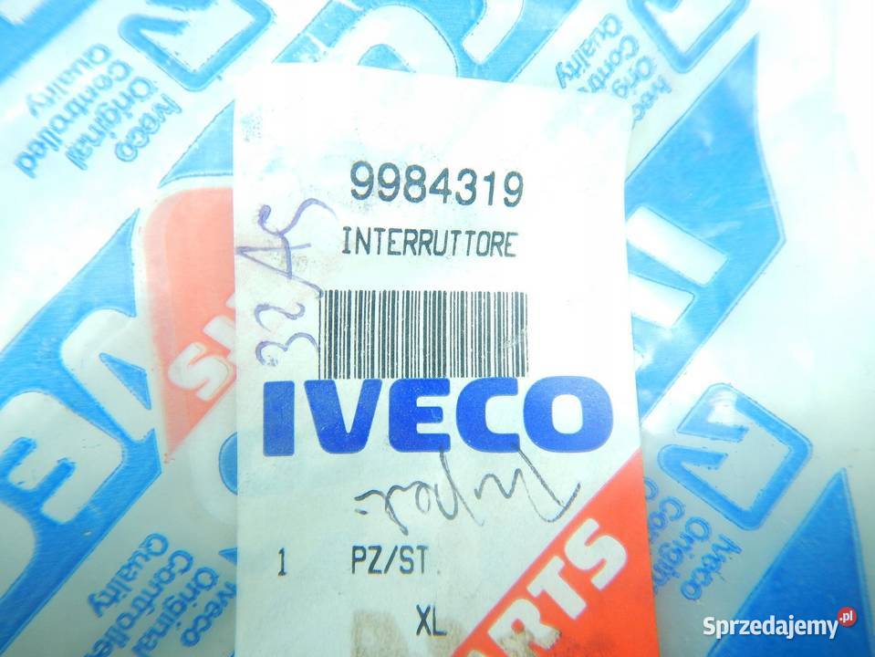 WŁĄCZNIK ŚWIATEŁ COFANIA IVECO DAILY I II