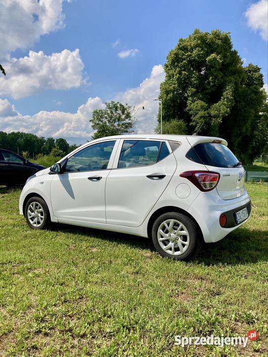 Hyundai i10 FL 10 Benzyna 91 Kwota netto FAKTURA biały zachodniopomorskie Nowogard