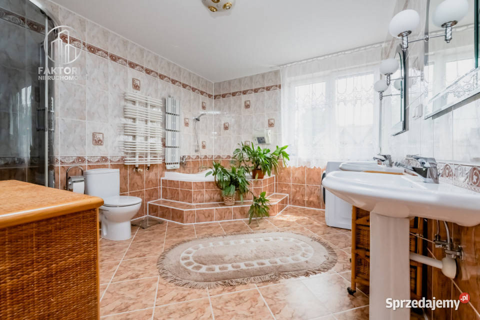 Dom wolnostojący Ogrodniczki 209m2 blacha Sprzedaż sprzedam