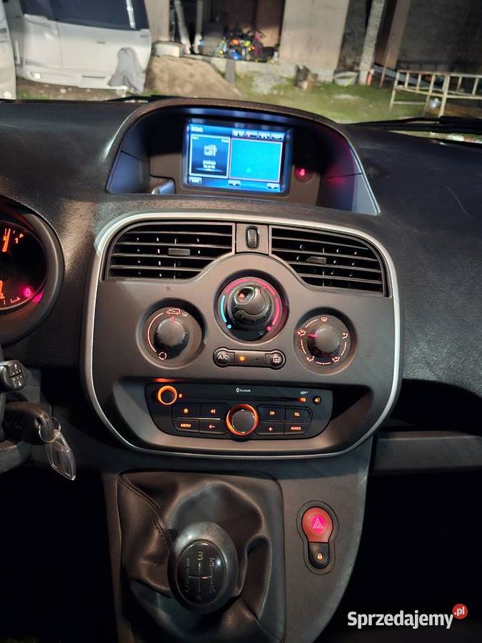 KANGOO CHLODNIA MROZNIA 10 C CARRIER KLIMA EURO6 sprzedam