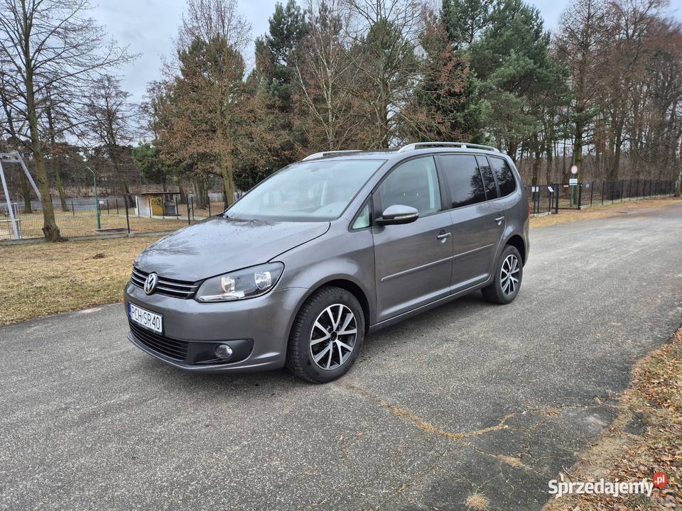 VW Touran 20TDI 140 koni 215 przebiegu Szamocin
