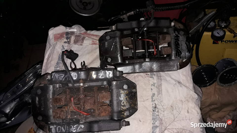Tylny zacisk hamulcowy prawy i lewy AUDI Q7 Sieroszowice