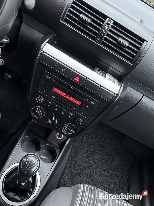 VW Fox 12 6V i 55 2007 z Niemiec czarny Przeworsk