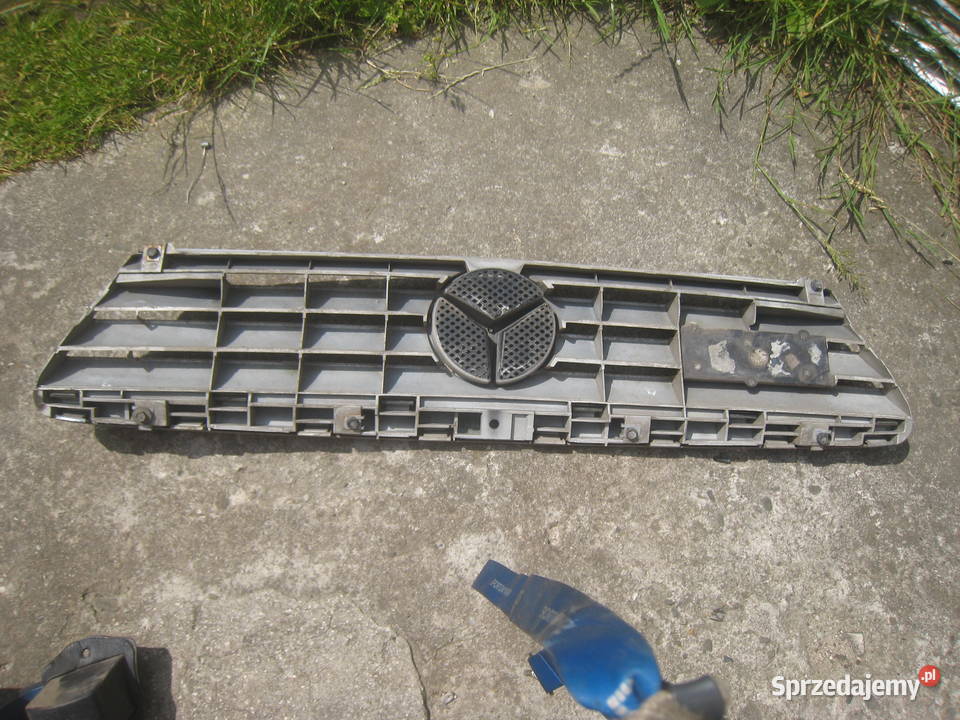 Grill atrapa chłodnicy MercedesBenz aklasa w168