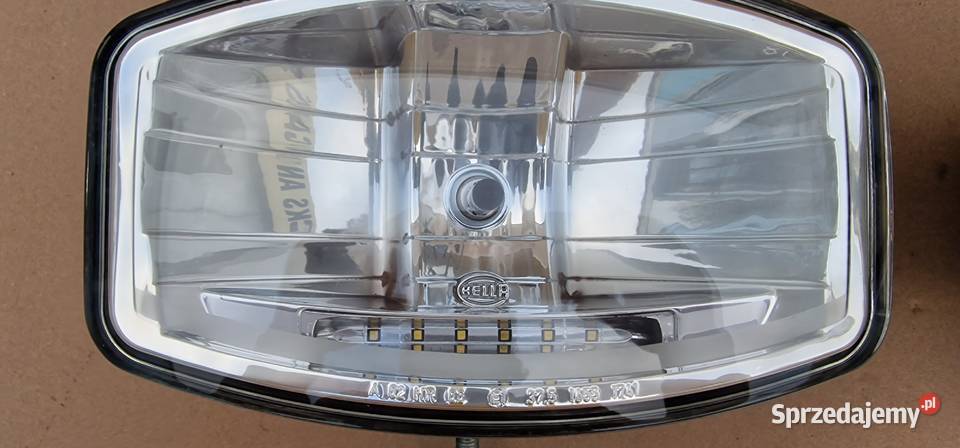 HALOGEN DALEKOSIĘŻNY LAMPA HELLA JUMBO 320 FF Bieleń