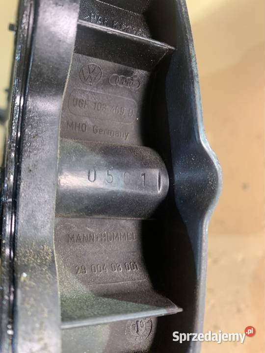Pokrywa zaworów 06F103469D vw passat b6 tsi Szczecin