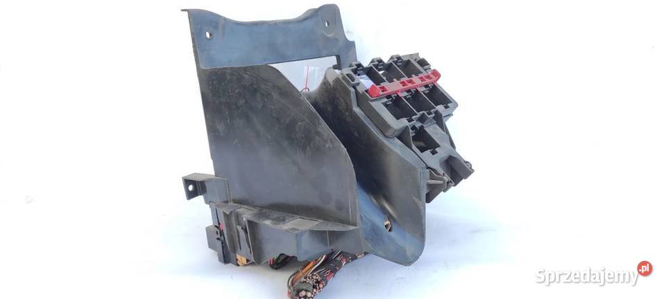 1K0 937 049 M BSI skrzynka bezpieczników GA14 Włoszczowa sprzedam