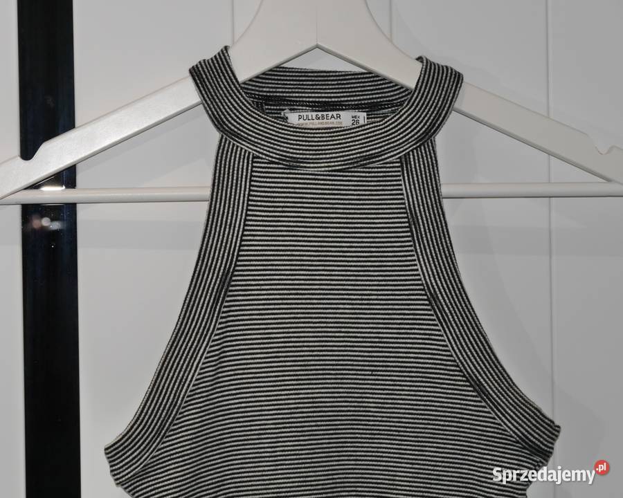 Pull Bear dopasowana krótka bluzeczka 36 dolnośląskie
