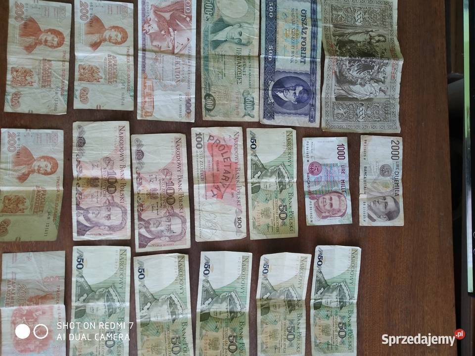 Banknoty i monety Szczytna