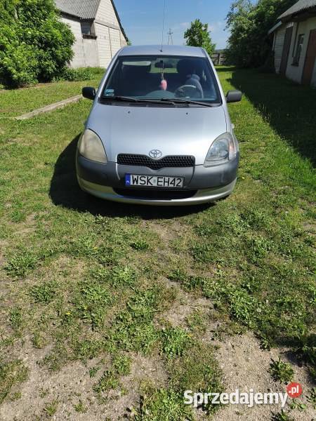 12 udziału Toyota Yaris 2000 r syndyka Warszawa