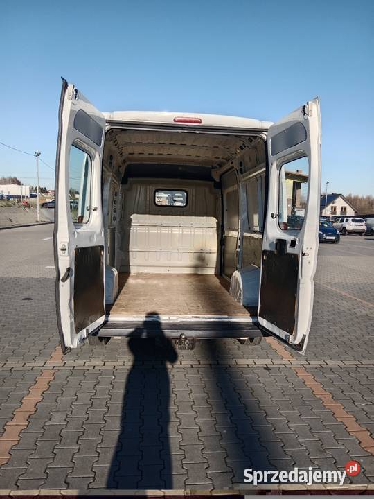 Sprzedam samochód dostawczy nieuszkodzony Tarnów